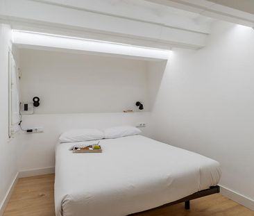 2 Bedroom Apartment in the Heart of Gràcia - Photo 6
