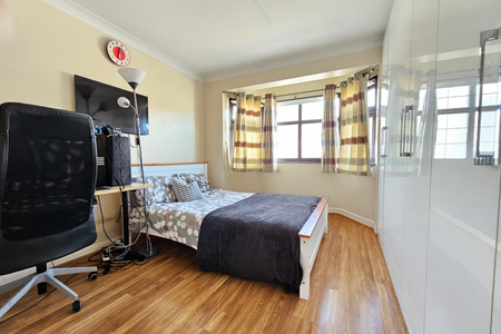 4 bedroom semi-detached house to rent - Photo 2