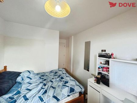 2 bedroom house share to rent - Photo 3