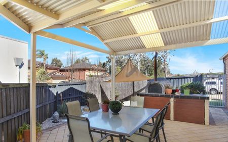 Peaceful Family Haven with Space, Comfort and Scenic Surroundings! - Photo 5