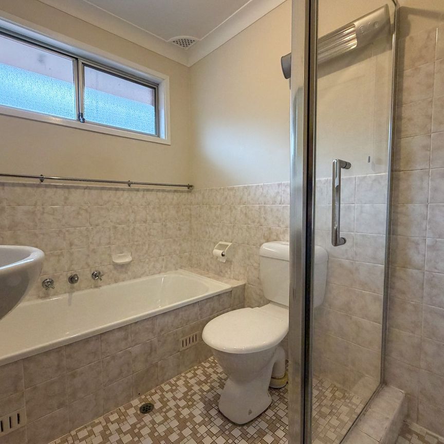 Refreshed family home in prime South Penrith location - Photo 1