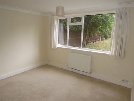 Langley Park Road, South Sutton, Surrey, SM2 5HA - Photo 3