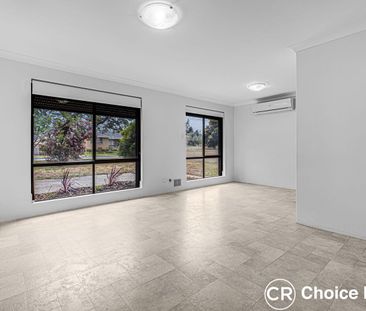 Charming 3-Bedroom Home with Spacious Backyard & Alfresco Entertaining - Photo 3