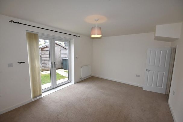 2 bedroom townhouse to rent - Photo 1