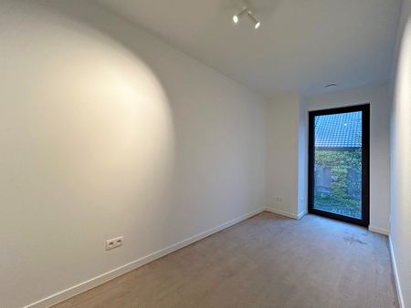 Nieuw 2 slaapkamer appartement met ruim terras in het centrum van Schoten! - Foto 4