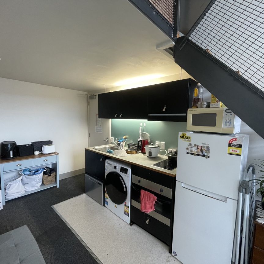 Mezzanine apartment in central Wellington - Photo 1