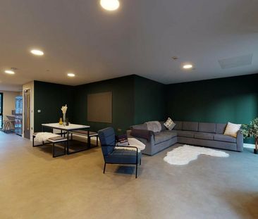 1 bedroom in a flat share to rent - Photo 4