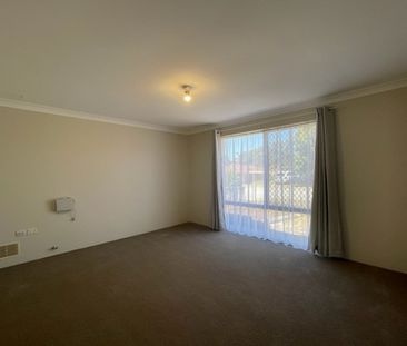 12 Grande Way, Beechboro WA 6063 - House For Rent - $720 | Domain - Photo 1