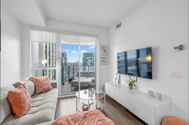 For Lease - 10 Park Lawn Road Unit# 2706, Toronto, Ontario - Photo 1