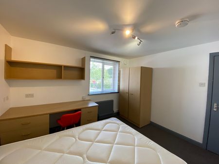 5 Bed Flat, Dawlish Road, B29 - Photo 5