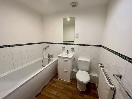 RICHMOND PARK ROAD, CHARMINSTER (p07153) - Photo 5