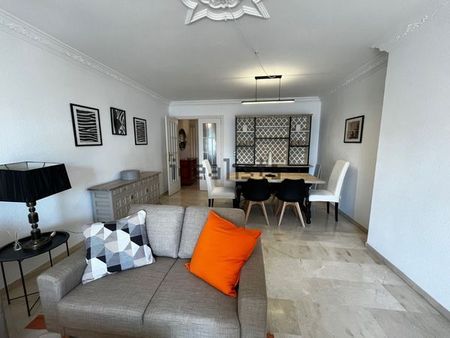 Alquiler de piso en Calle Alfarnate, 4 - Photo 2