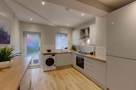 4 bedroom house to rent - Photo 2