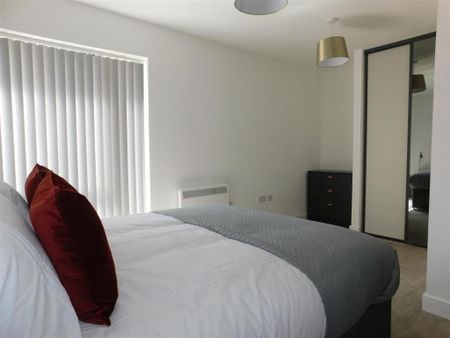 1 bedroom flat to rent - Photo 2