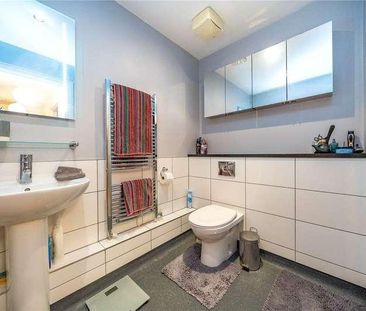 Knightrider Street, Maidstone, ME15 - Photo 3