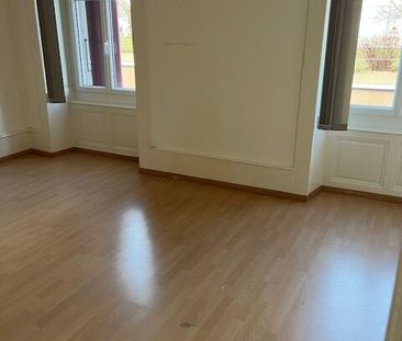 4-room apartment on the 1st floor - Foto 1