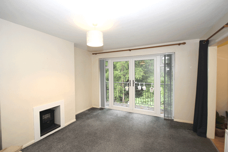 2 bedroom maisonette to rent - Photo 2