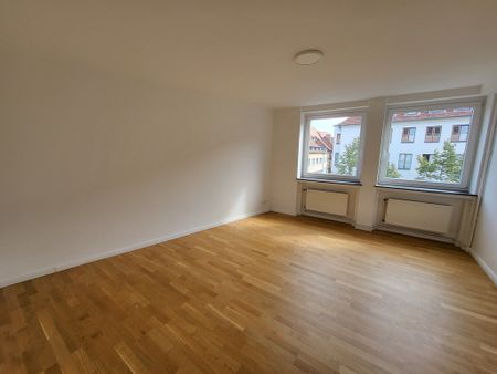 Zentral gelegene 3 Zi.-Wohnung im Herzen von Hildesheim - Photo 2