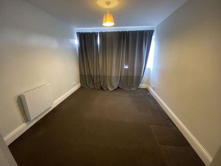 Cliftonville Court, Northampton - Photo 4