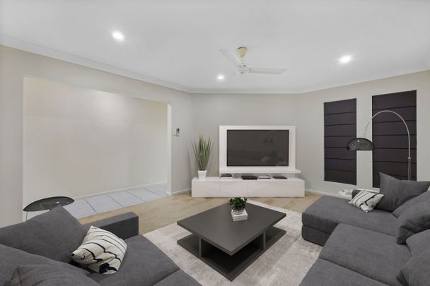 BEAUTIFUL FAMILY HOME - Photo 1