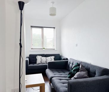 4 bedroom house to rent - Photo 2