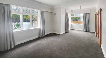 Spacious 4-Bedroom Home with Modern Upgrades in Lower Hutt - Photo 4