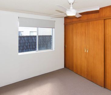 2 Bedroom Unit - Opposite Wallis Lake - Photo 2
