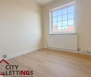 3 bedroom detached house to rent - Photo 4