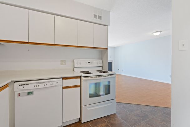 For Lease - 15 Jacksway Crescent Unit# 315, London North, Ontario - Photo 1