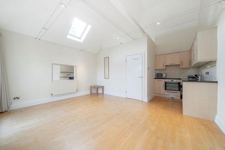 1 bedroom flat to rent - Photo 2