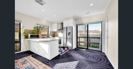 2-Bedroom Unit with 2 Bathrooms in Prime Location - Photo 4