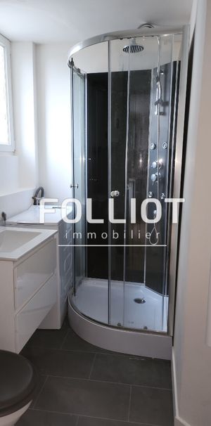 A LOUER - VASSY - BEAU STUDIO MEUBLÉ ENTIEREMENT RÉNOVÉ - Photo 2