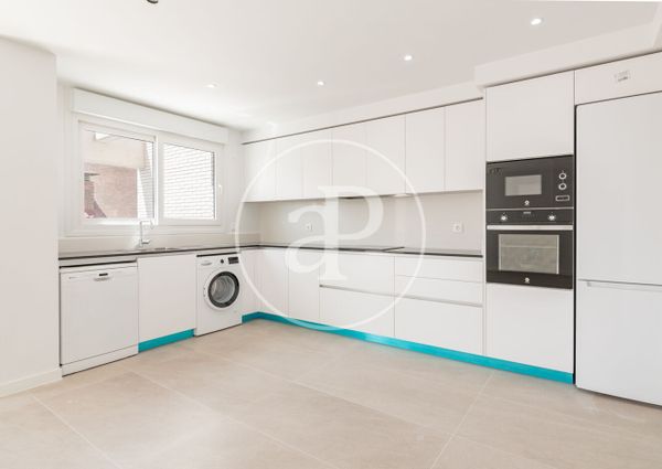 Penthouse for rent in Canillas (Hortaleza)