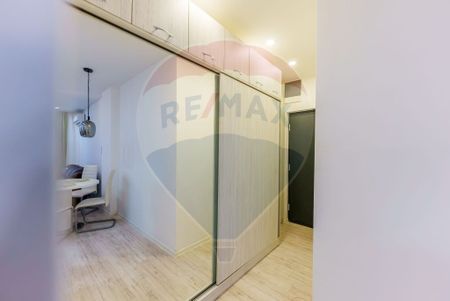 Apartament cu 2 camere Arad Plaza cu loc de parcare privat - Fotografie 4