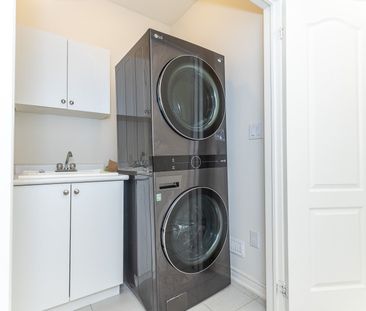 For Lease - 11 Hager Creek Terrace, Hamilton, Ontario - Photo 6
