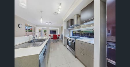 Modern, Spacious & Energy-Efficient Home in a Prime Castle Hill Location - Photo 5