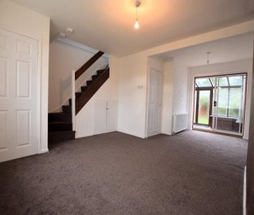 Parrs Wood Road, Manchester - Photo 2