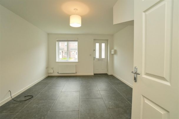 3 bedroom House To Let - Photo 1