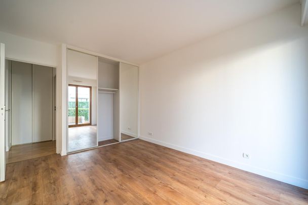 location Appartement F3 DE 70.15m² À LE CHESNAY - Photo 1