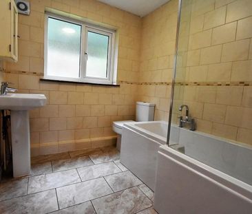 1 Bedroom Apartment To Let - Photo 4