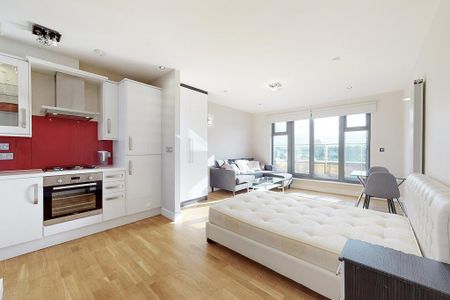 Studio to rent - Photo 2