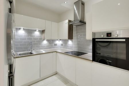 2 Bed Flat - Photo 5
