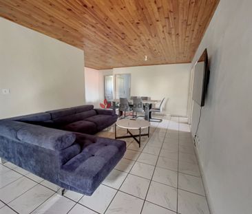 Location Appartement 4 pièces 82m² ST PIERRE 97432 - Photo 6