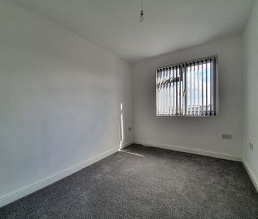 3 bed flat to rent in Warwick Road West, Luton, LU4 - Photo 3