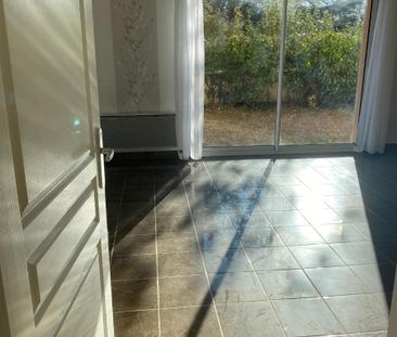 Location Appartement 2 pièces 48m² VALENCE 26000 - Photo 2