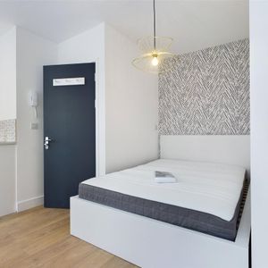 Studio to rent - Photo 2