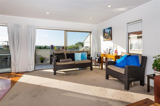 Property Management2 Ridge Road, Waiake - House for Rent - Photo 1