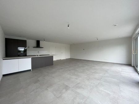 Prachtige nieuwbouwwoning met mooie tuin en garage - Foto 4