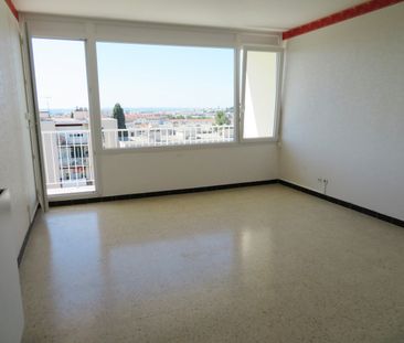 T2, 57m²+Parking Nîmes, Rue des Bananiers, 625€ H.C - Photo 1