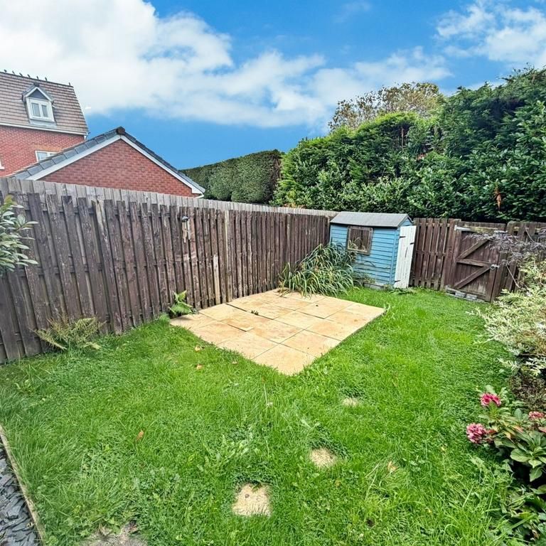 4 bedroom house to rent - Photo 1